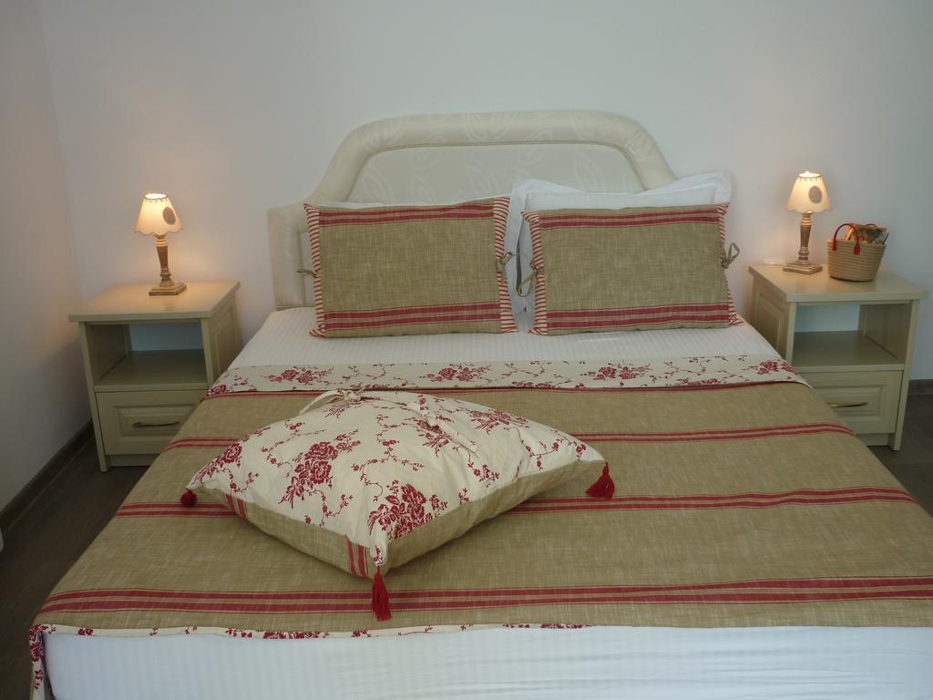 Boomerang Guest House Априлци Экстерьер фото